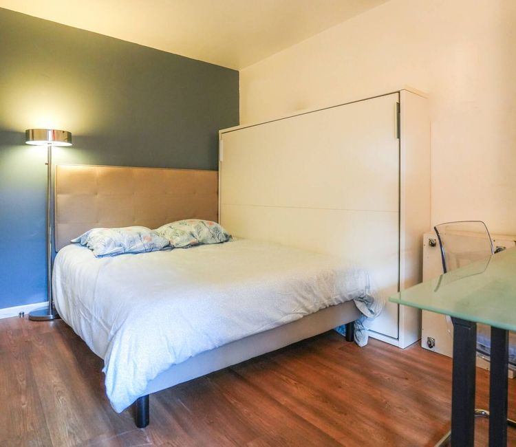 Room 1