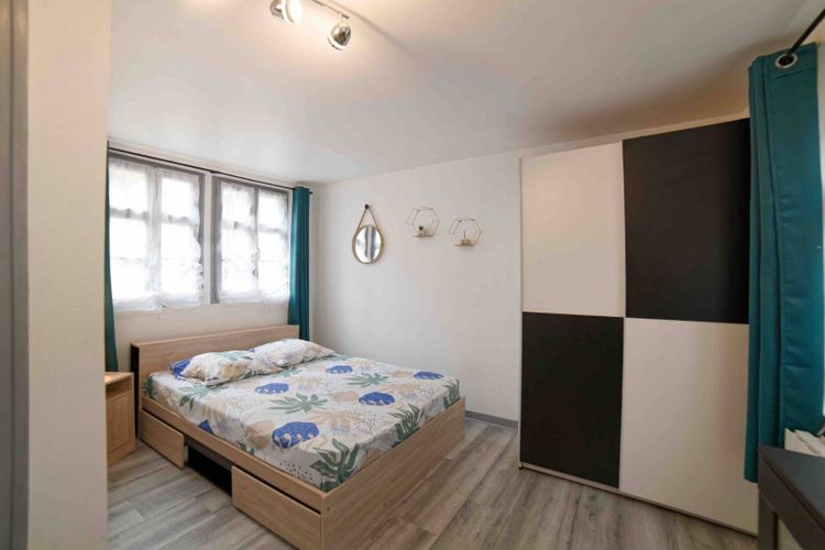 Room 1