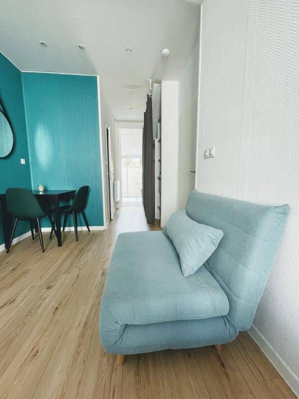 Room 16