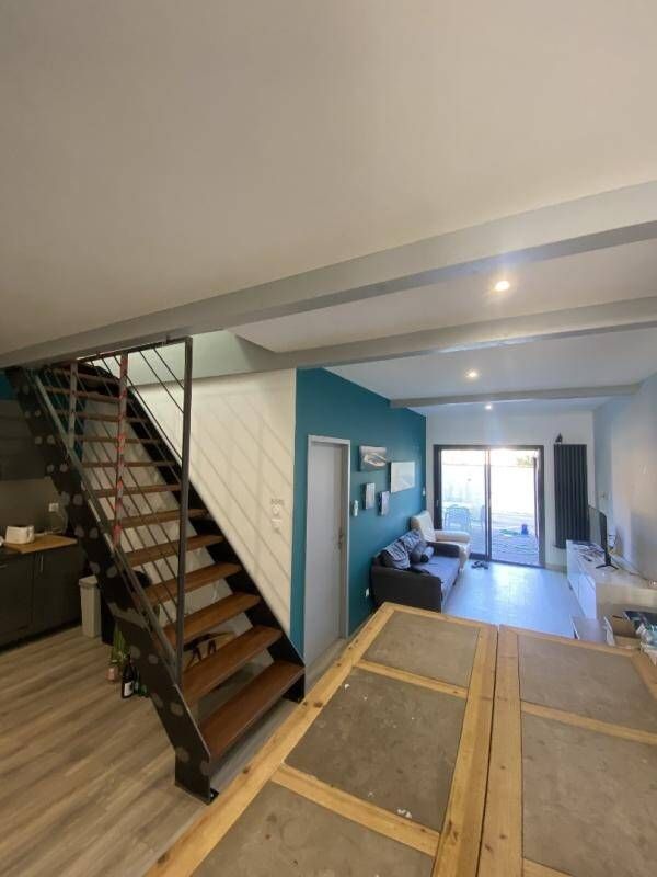 Room 1