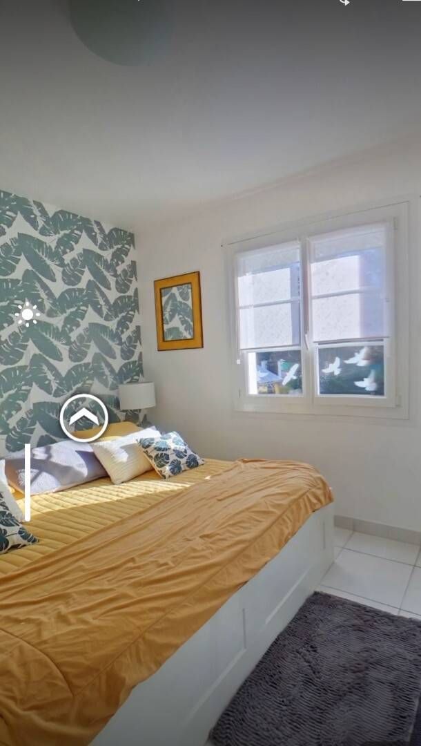 Room 1