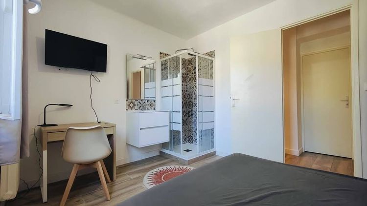 Room 5