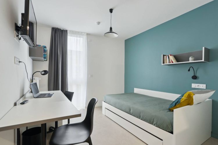 Studio Grand Lit Simple